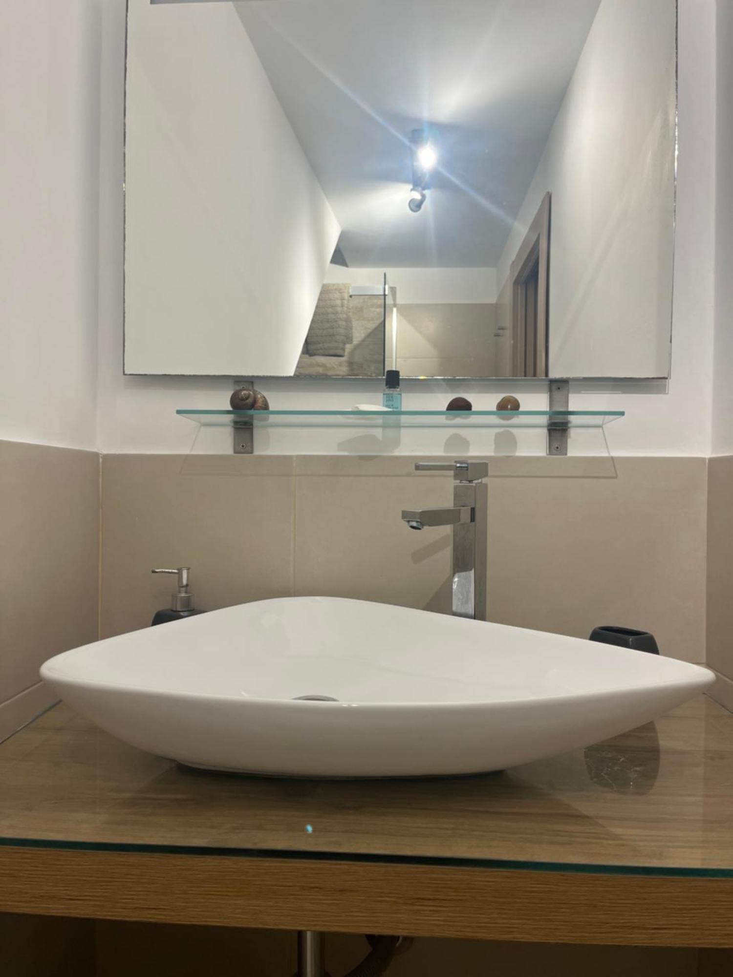 Avaja - Daria'S Apartment Таормина Экстерьер фото