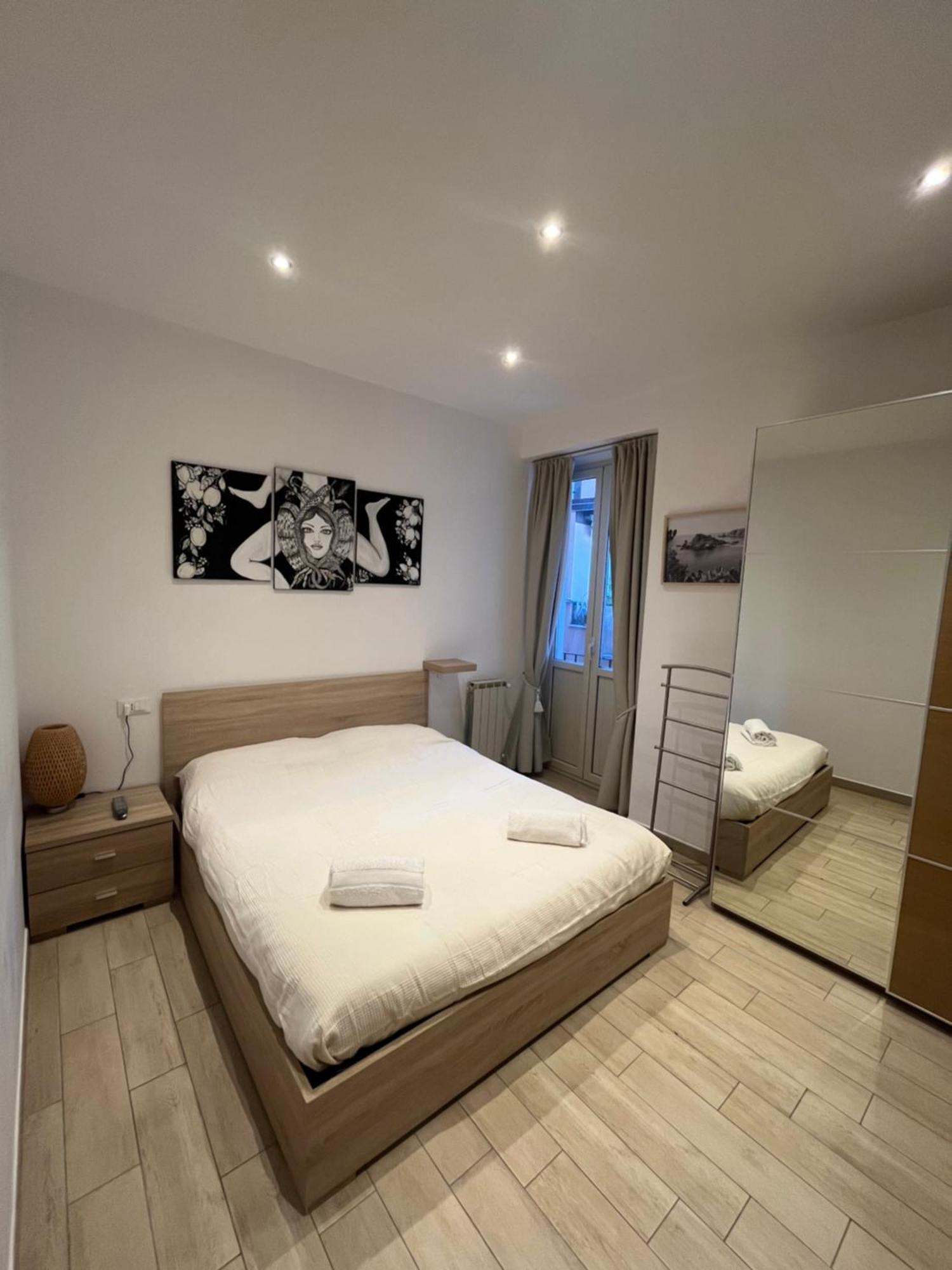 Avaja - Daria'S Apartment Таормина Экстерьер фото